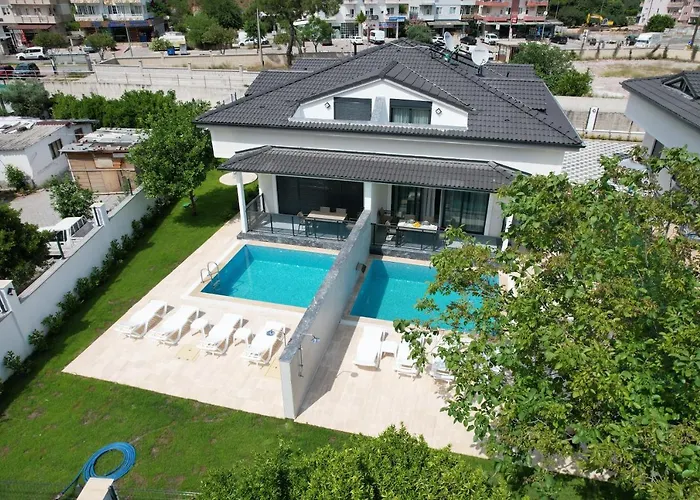 Haci Bey Villalari *