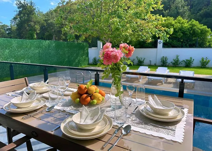 빌라 Haci Bey Villalari